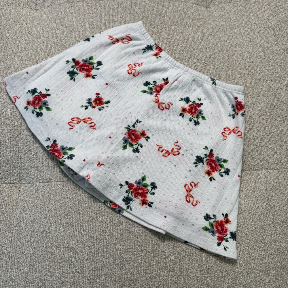 Lisa Says Gah Rose Print Pointelle Mini Darcy Skort | Size XS - Picture 6 of 6